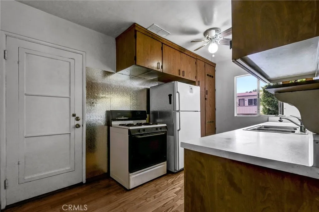 Additional image 43 of 305 Raymondale Drive Unit L, South Pasadena, CA 91030