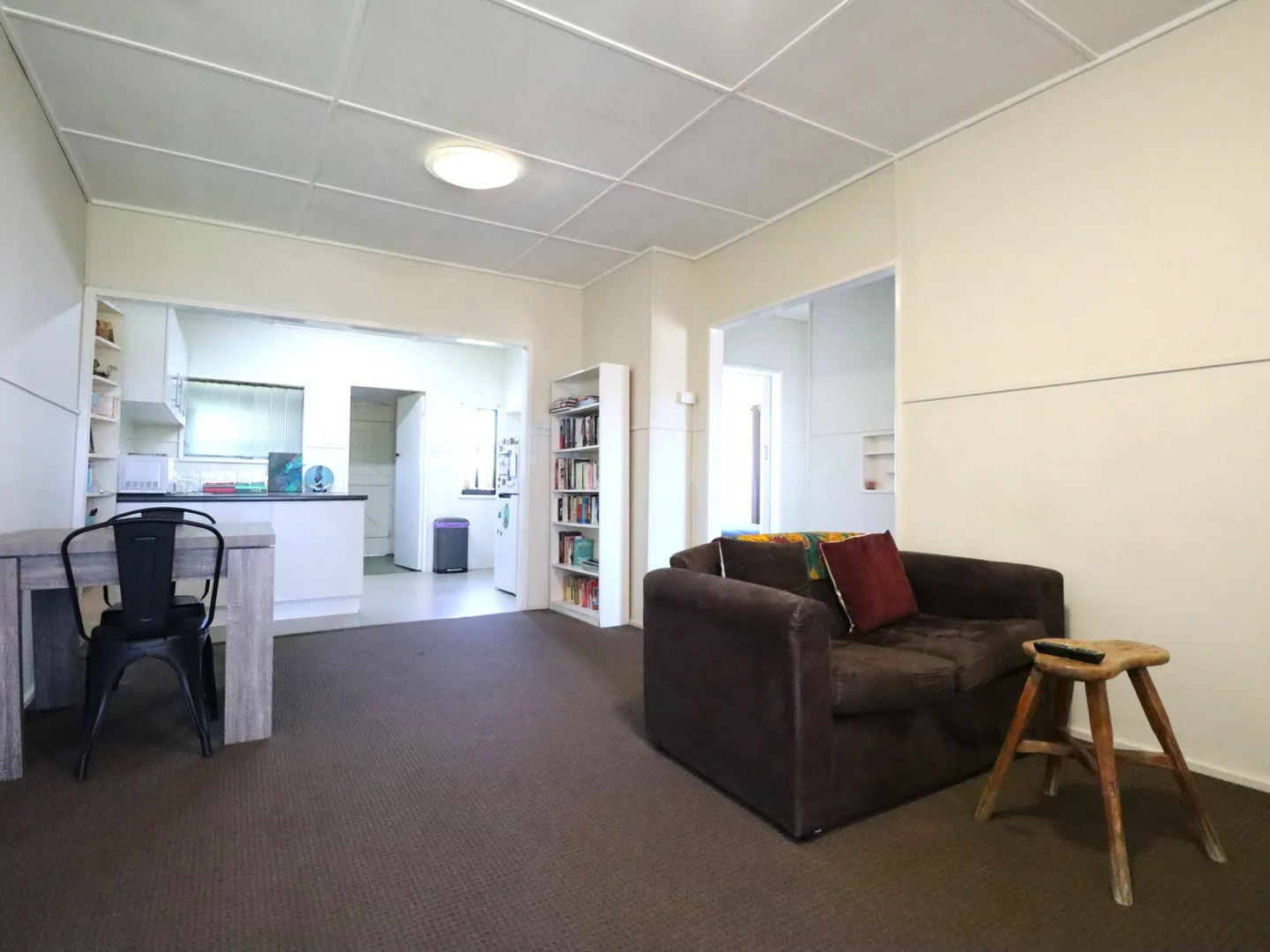 Additional image 4 of 1 & 2 / 18 Saunders Street, Roma QLD 4455