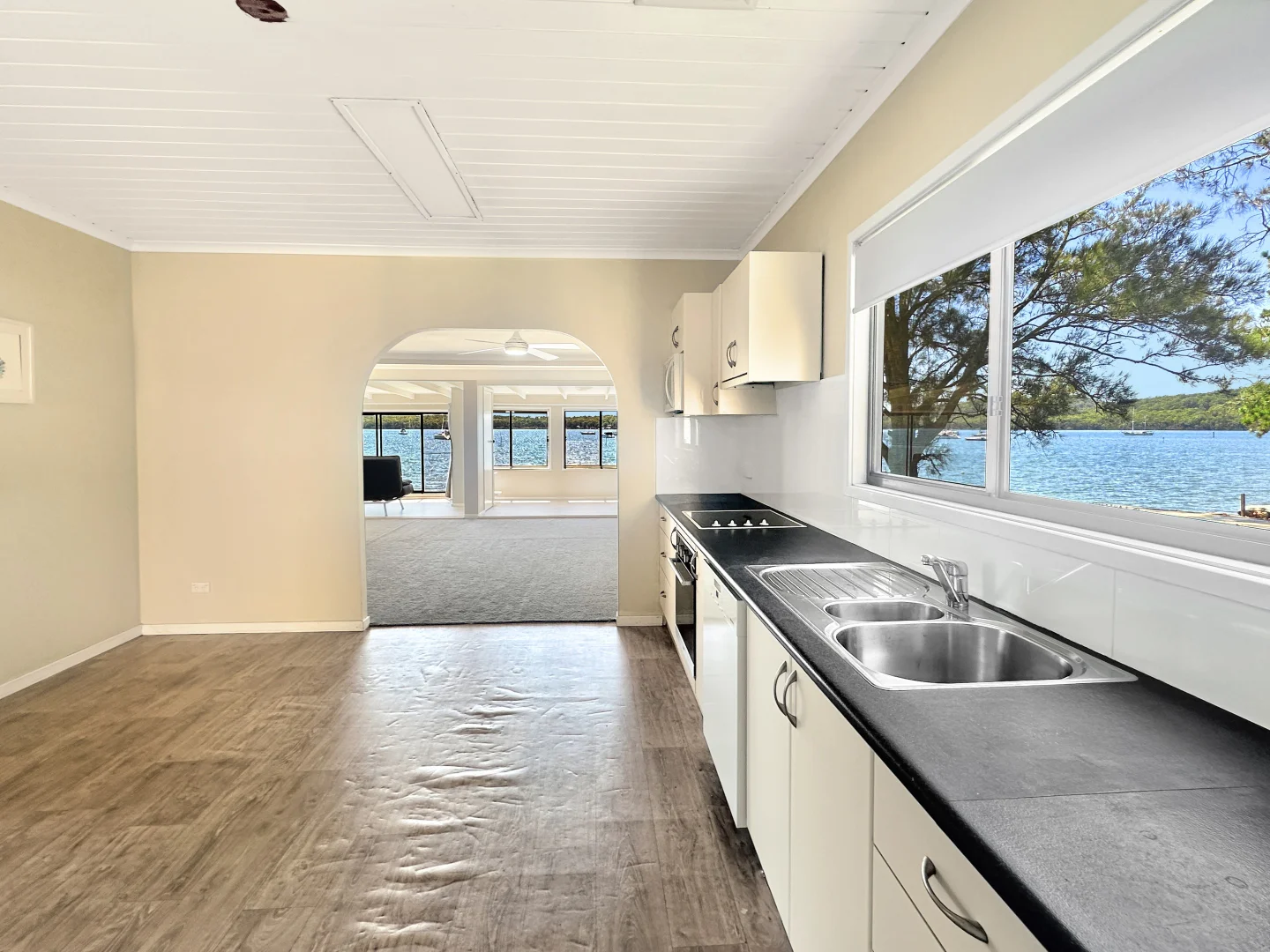Additional image 10 of 16 Cove Blvd, North Arm Cove NSW 2324