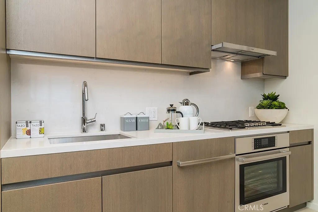 Additional image 4 of 889 S Francisco Street Unit 2805, Los Angeles, CA 90017