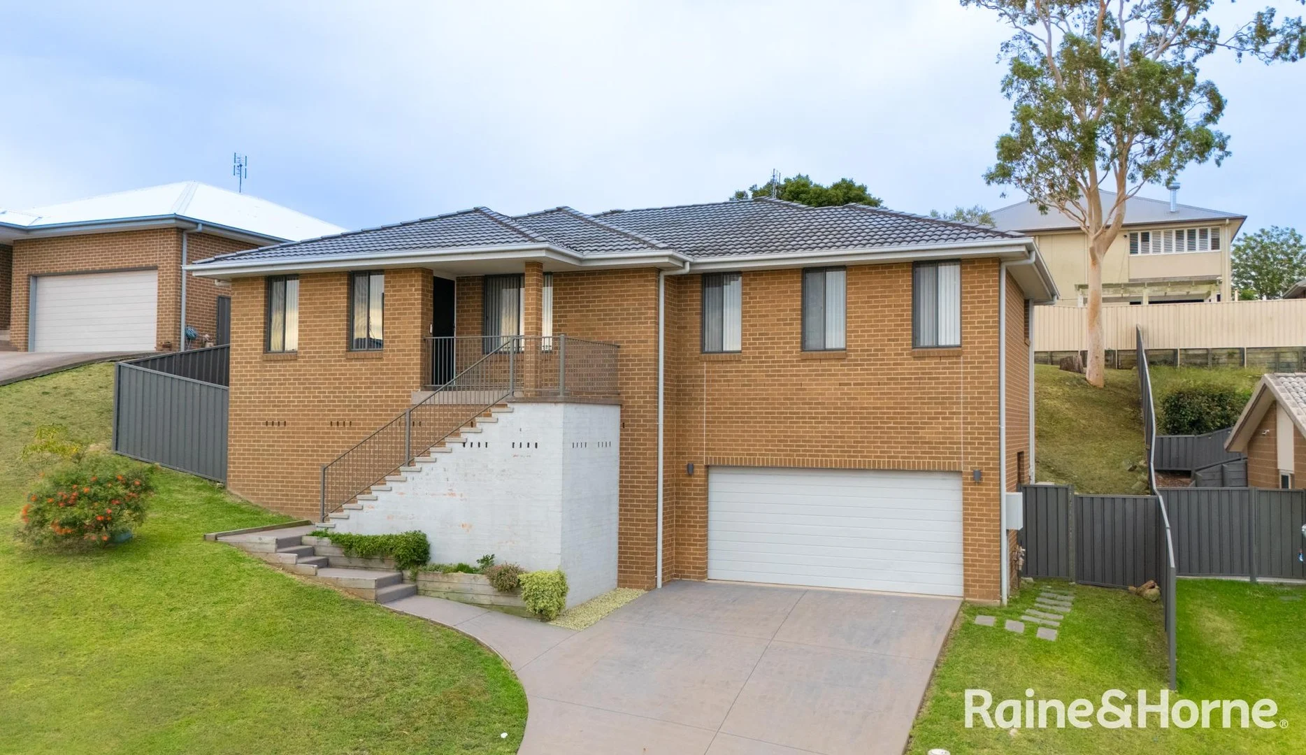 10 Tenyo Street, Cameron Park NSW 2285