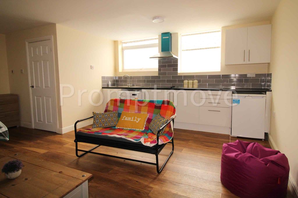 Additional image 13 of 7 bed shared accommodation to rentGrange Avenue, Leagrave, Luton LU4