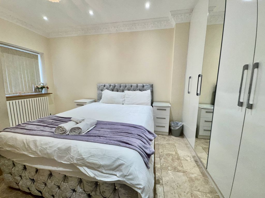Additional image 18 of 8 bed terraced house to rentDunstable Road, Bedfordshire LU4