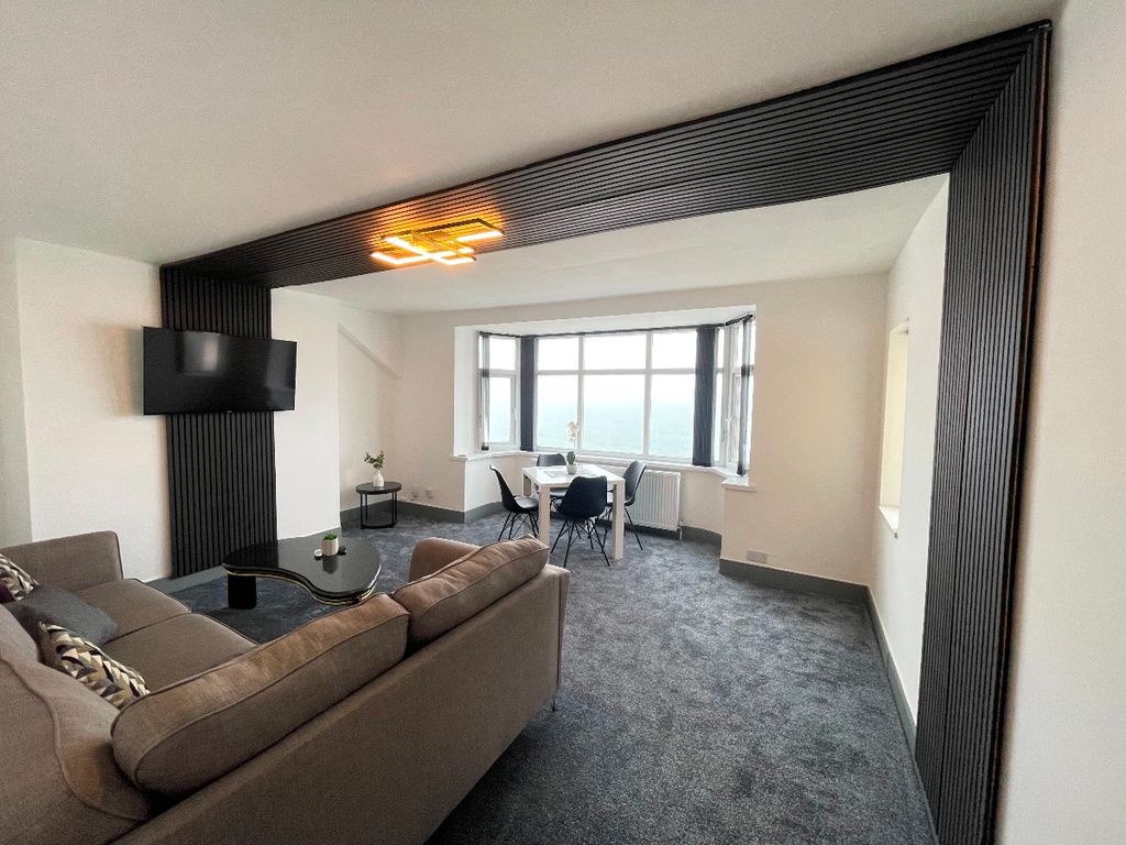 Additional image 2 of 2 bed flat to rentEast Parade, Whitley Bay NE26