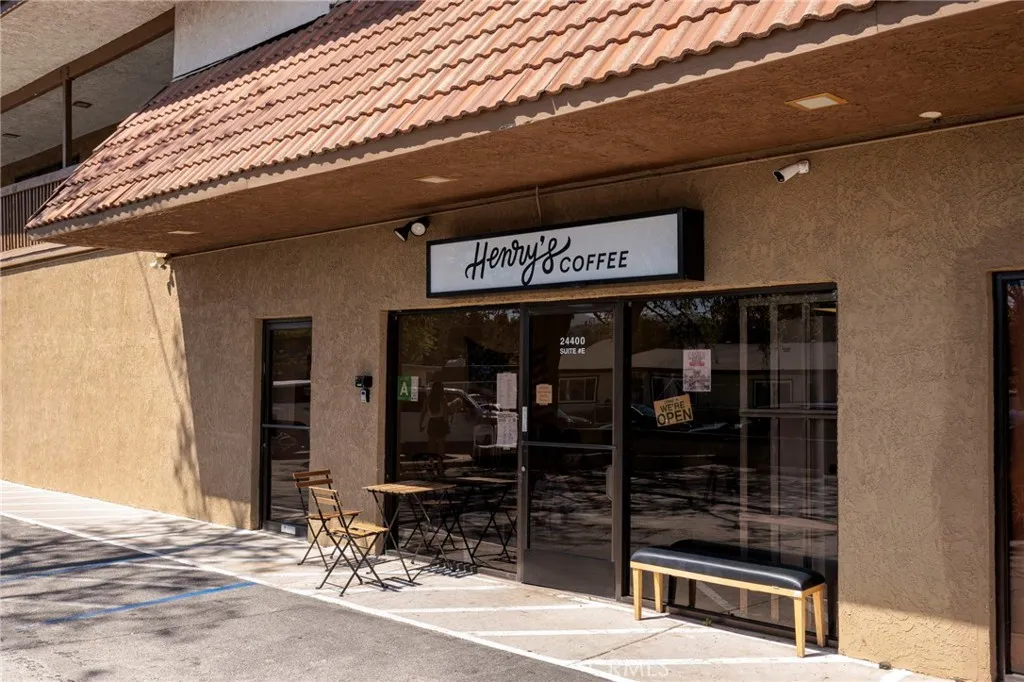 Additional image 51 of 24589 Lola Ln, Newhall, CA 91321