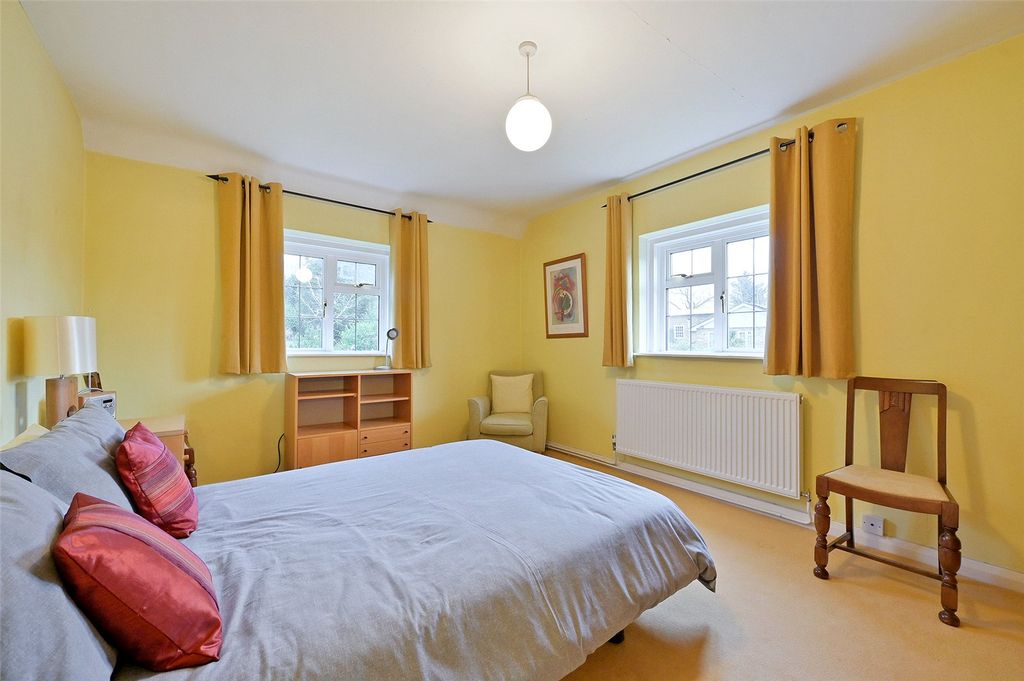 Additional image 8 of 3 bed detached house to rentSt. Leonards Hill, Windsor, Berkshire SL4