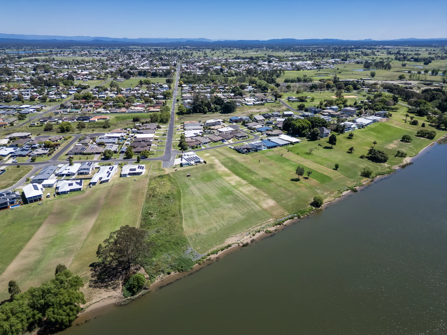 Additional image 8 of 6 Mark Close, Grafton NSW 2460