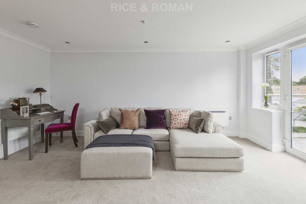 Additional image 5 of 2 bed flat to rentLynwood Village, Ascot SL5