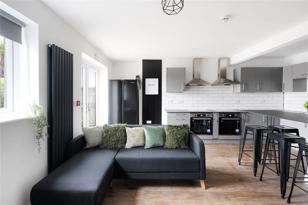 Additional image 7 of 6 bed terraced house to rentNinth Avenue, Filton, Bristol, Bristol BS7