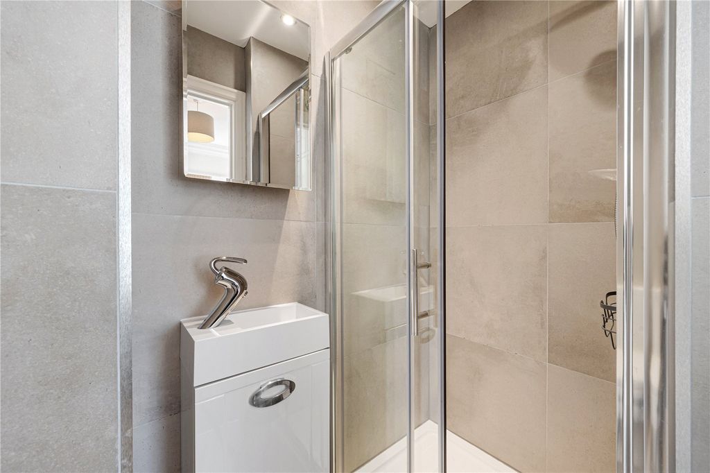Additional image 14 of 2 bed flat to rentAdlington Road, Wilmslow, Cheshire SK9