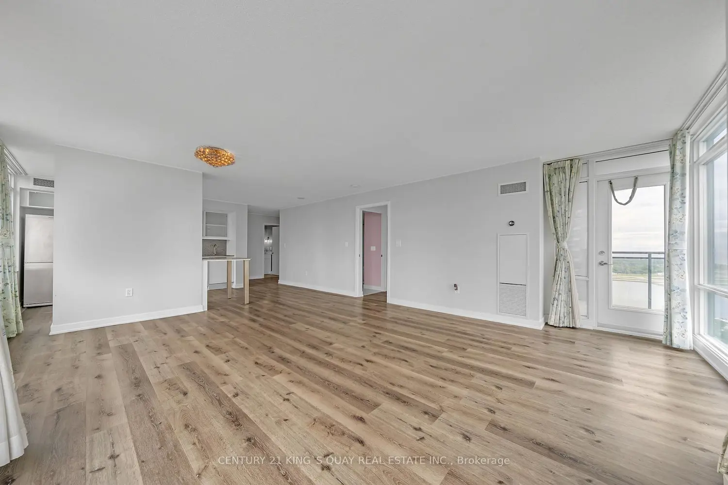 Additional image 7 of 25 Telegram Mews 3510