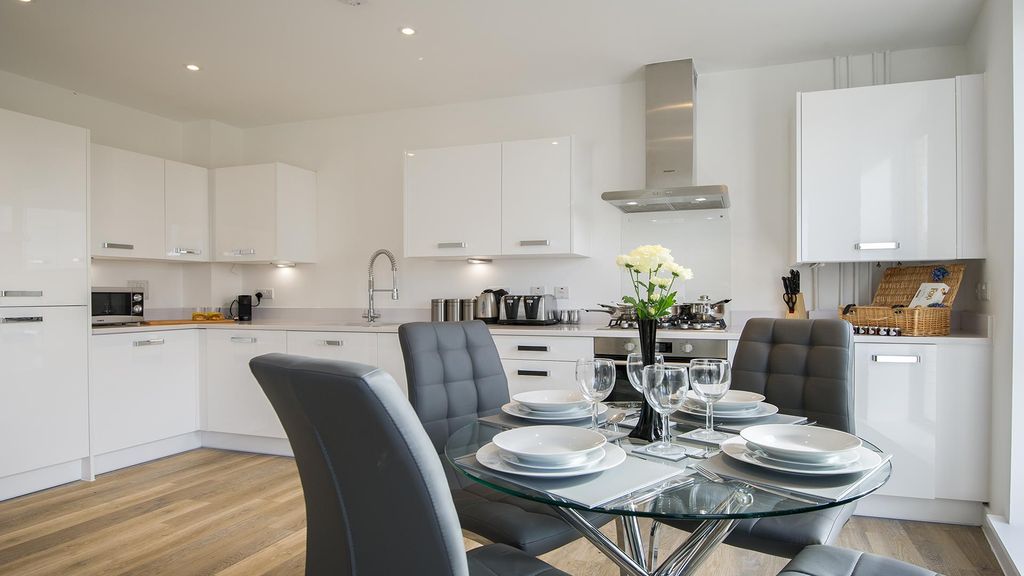 Additional image 2 of 2 bed flat to rentWhittle Avenue, Trumpington CB2