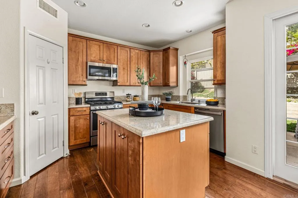 Additional image 88 of 3218 Rancho Reata, Carlsbad, CA 92009