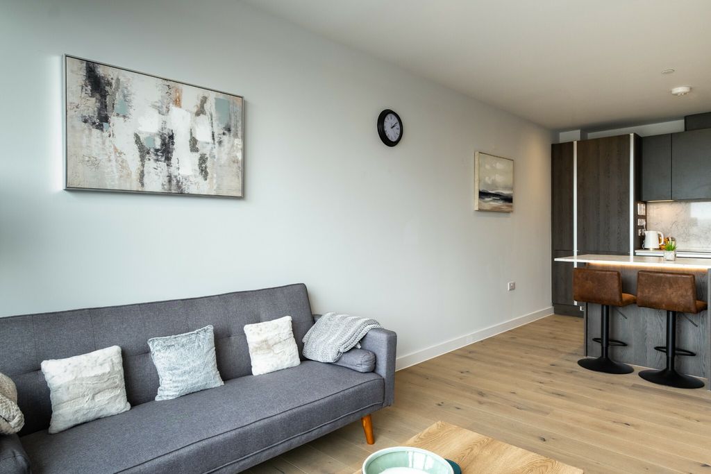 Additional image 2 of 1 bed flat to rentNorth Quay, Hayle TR27