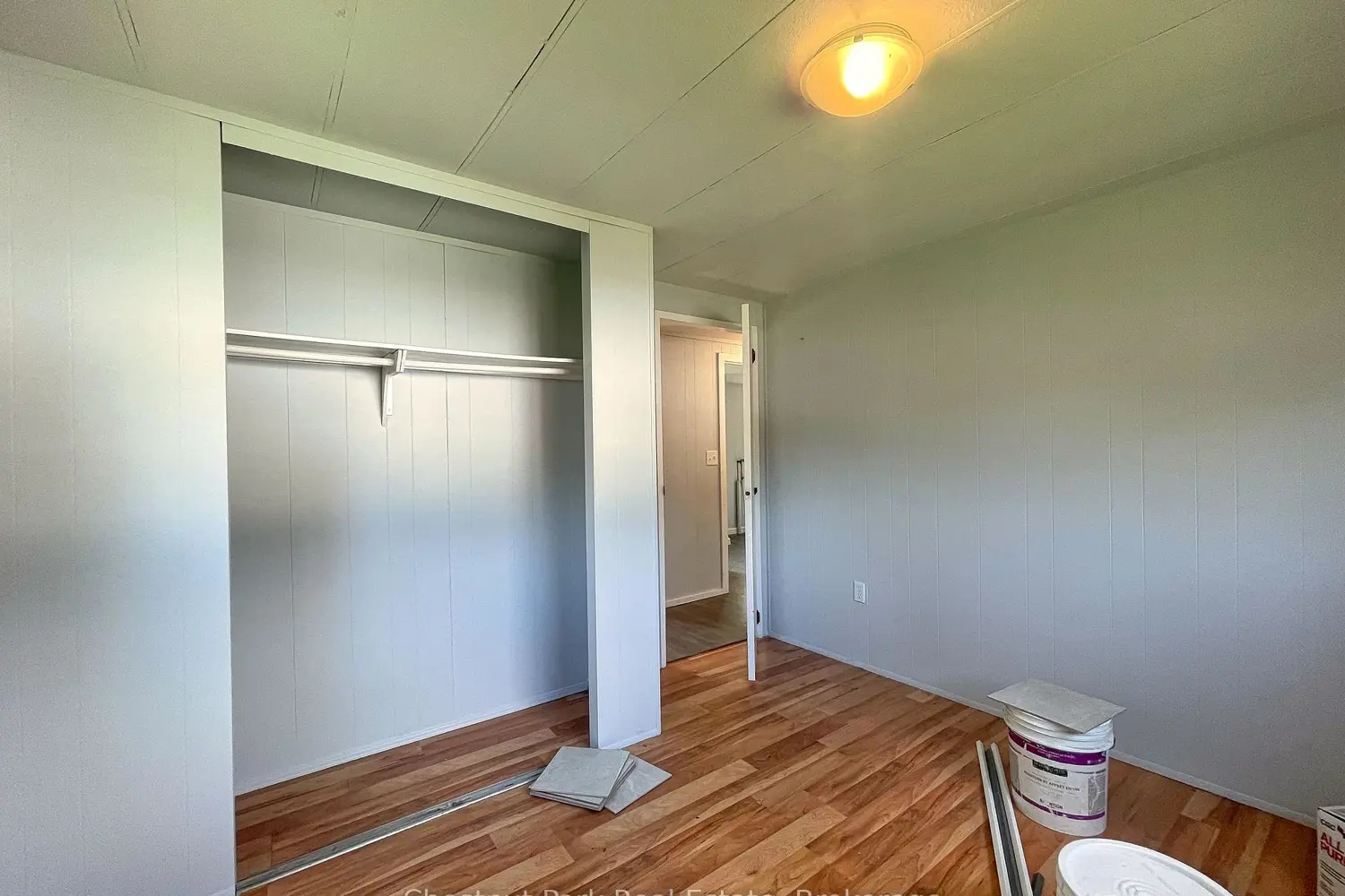 Additional image 13 of 383 Thompson Street