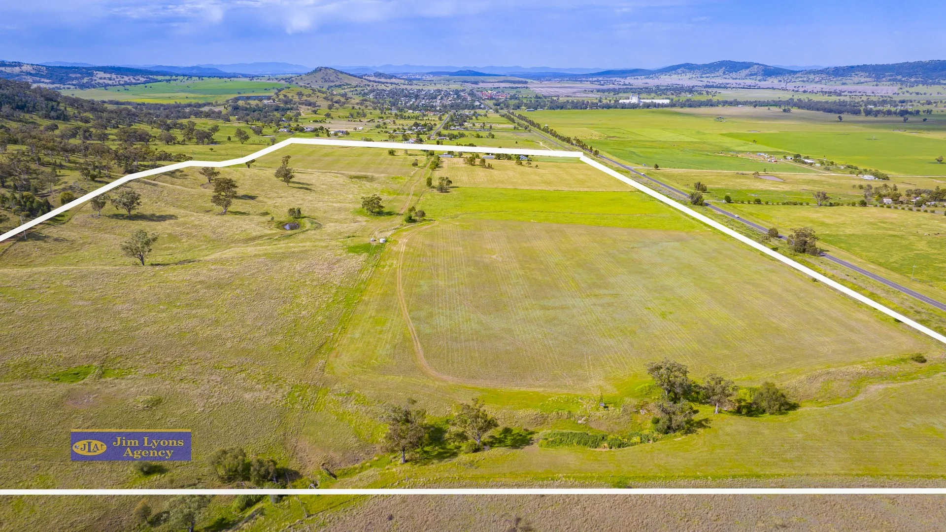 "Mountview" 151 Deeks, Werris Creek NSW 2341