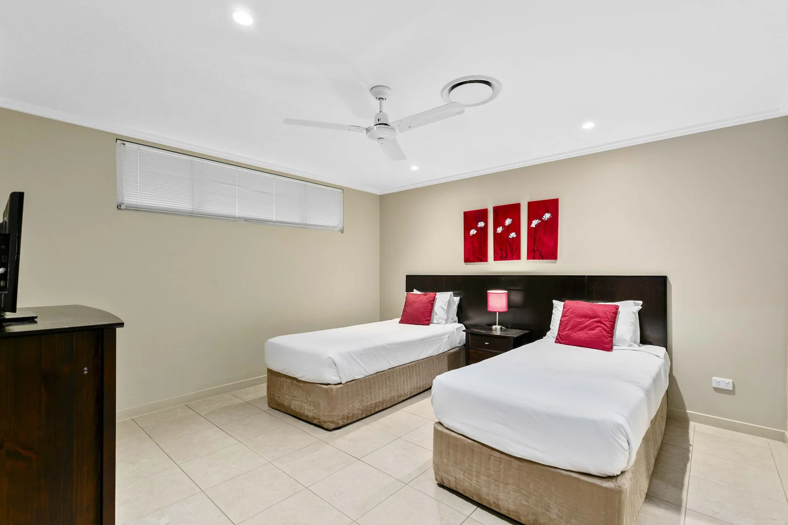 Additional image 14 of 409/569 Esplanade, Urangan QLD 4655