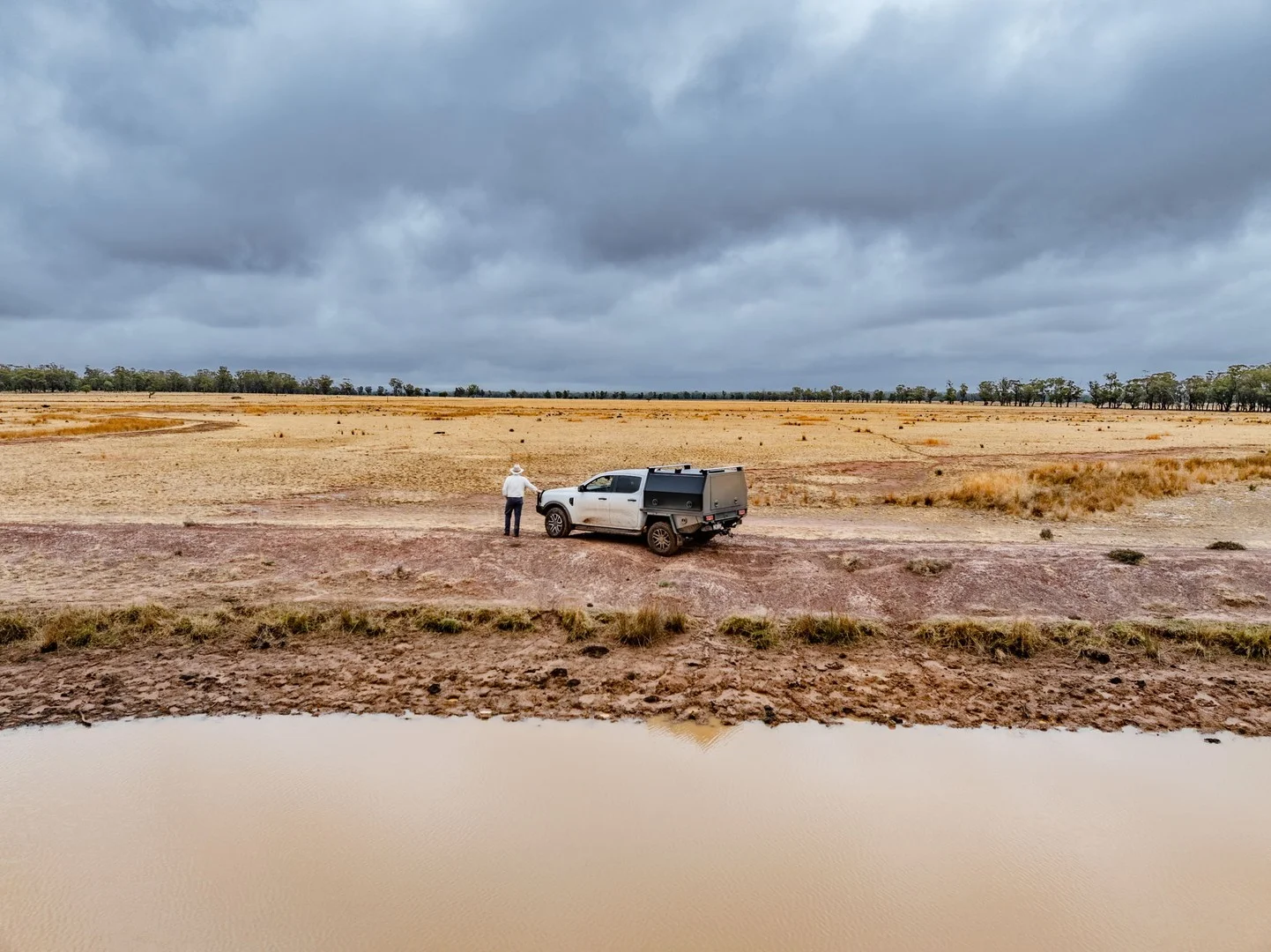 'Woroona' & 'Tralee' 936 Boorr Hill Road, Parkes NSW 2870