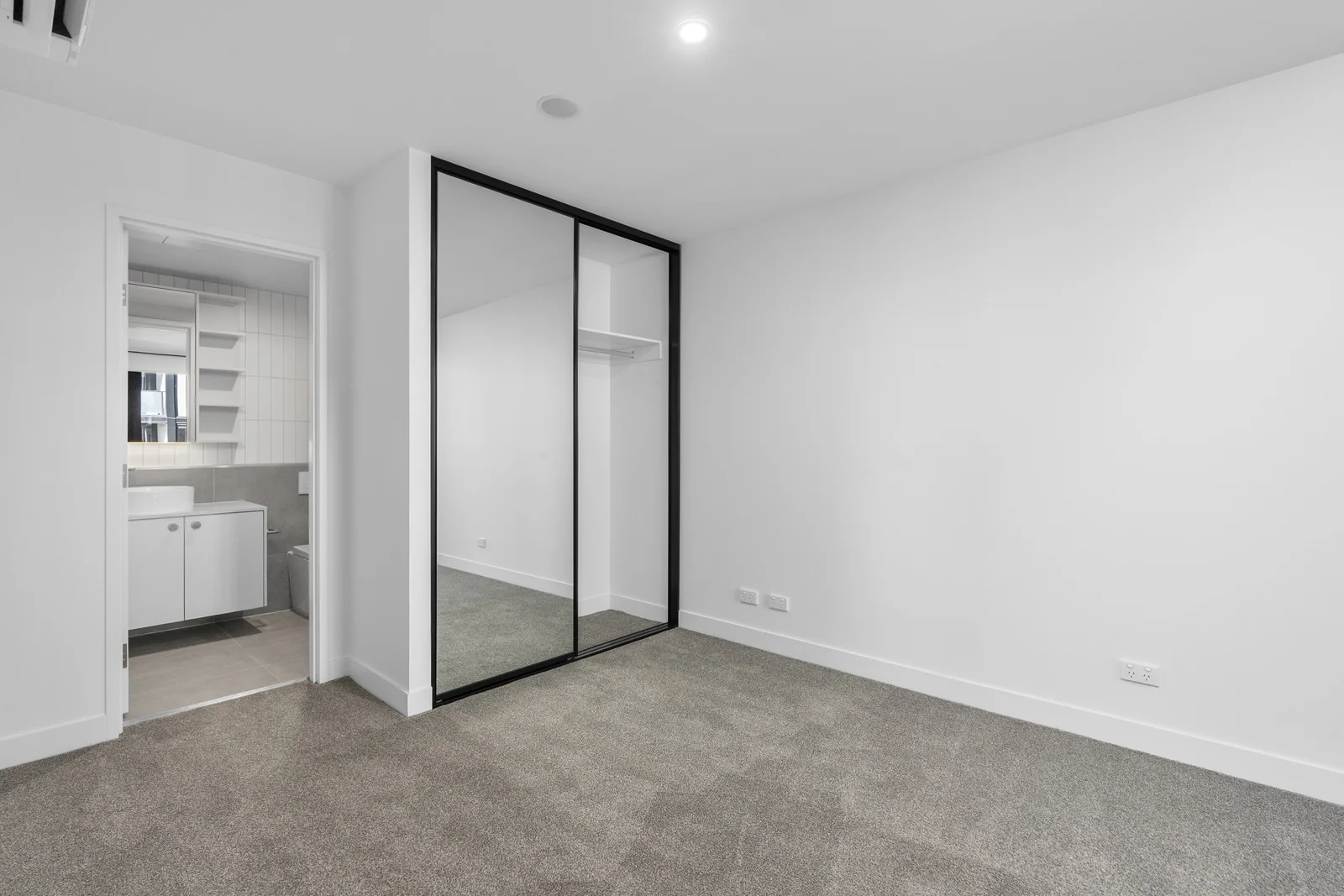 Additional image 7 of 907/2 Furzer Street, Phillip ACT 2606