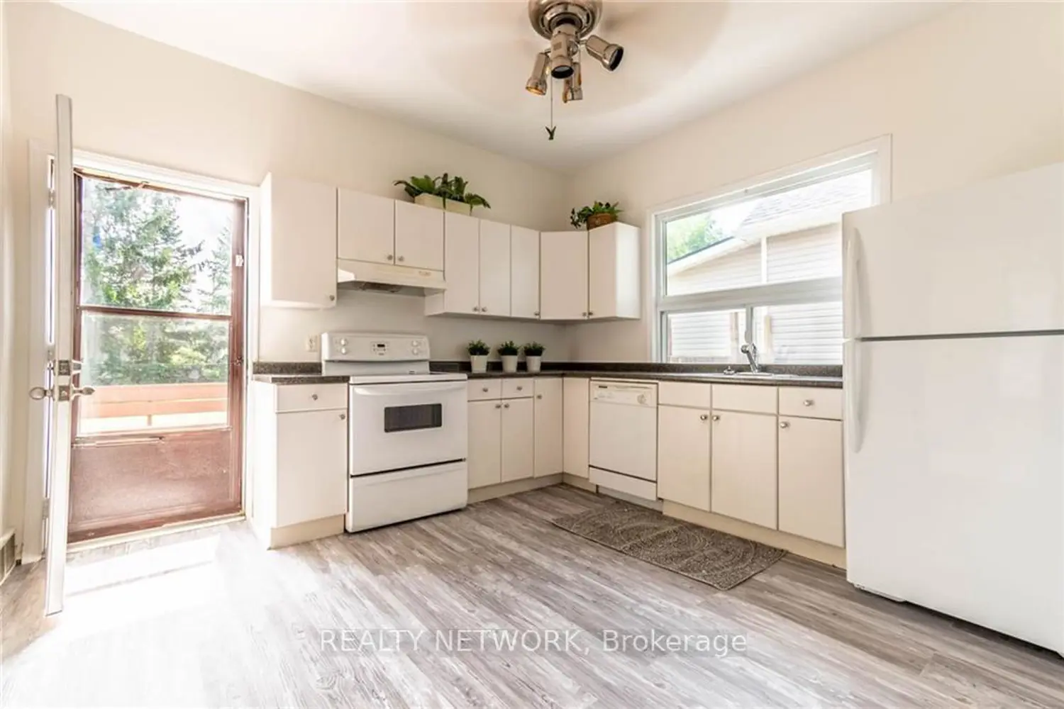 Additional image 3 of 5768 Summer Street