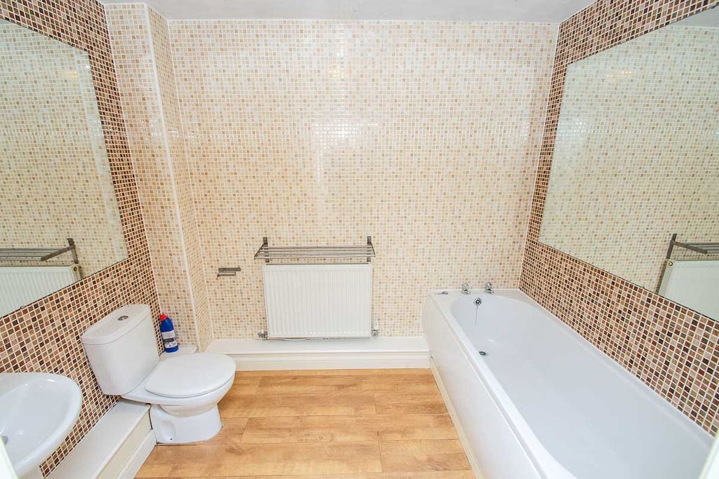 Additional image 5 of 2 bed flat to rentSt Thomas House, Trafalgar Way, Lichfield WS14