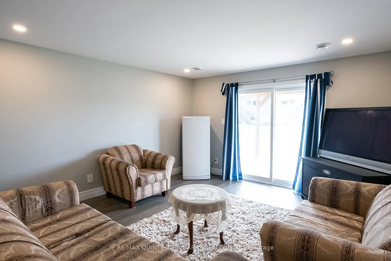 Additional image 14 of 43 Cedar Park Crescent