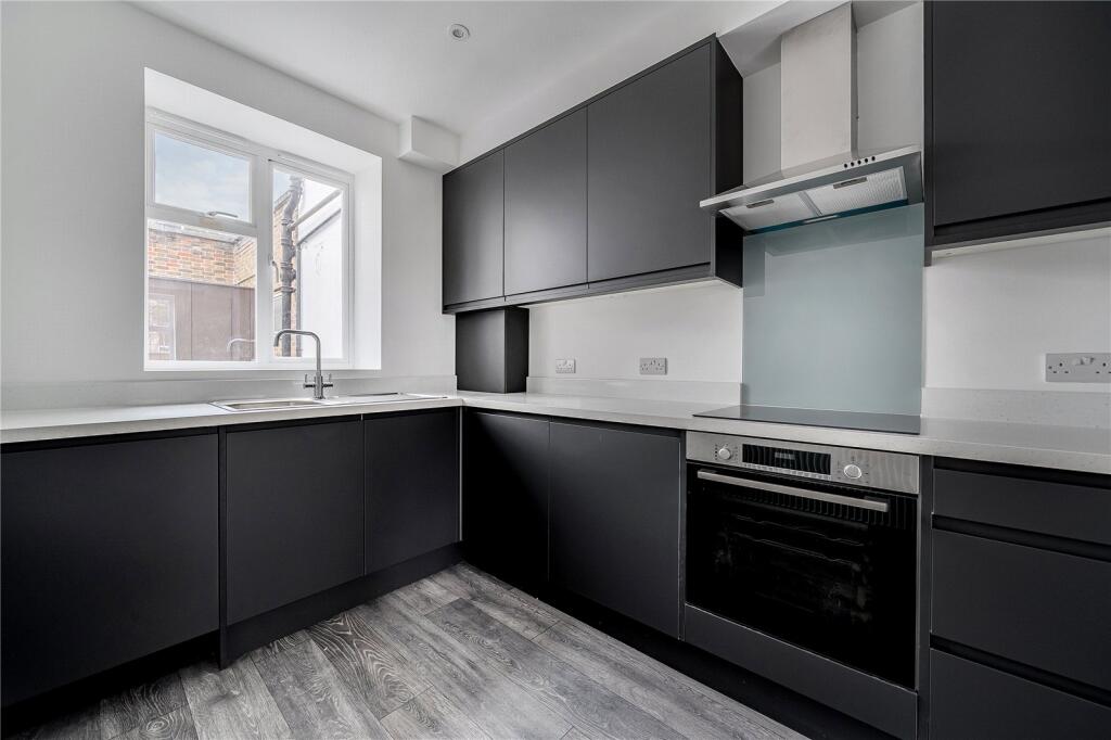 The Broadway, St. Peters Street, St. Albans, Hertfordshire, AL1