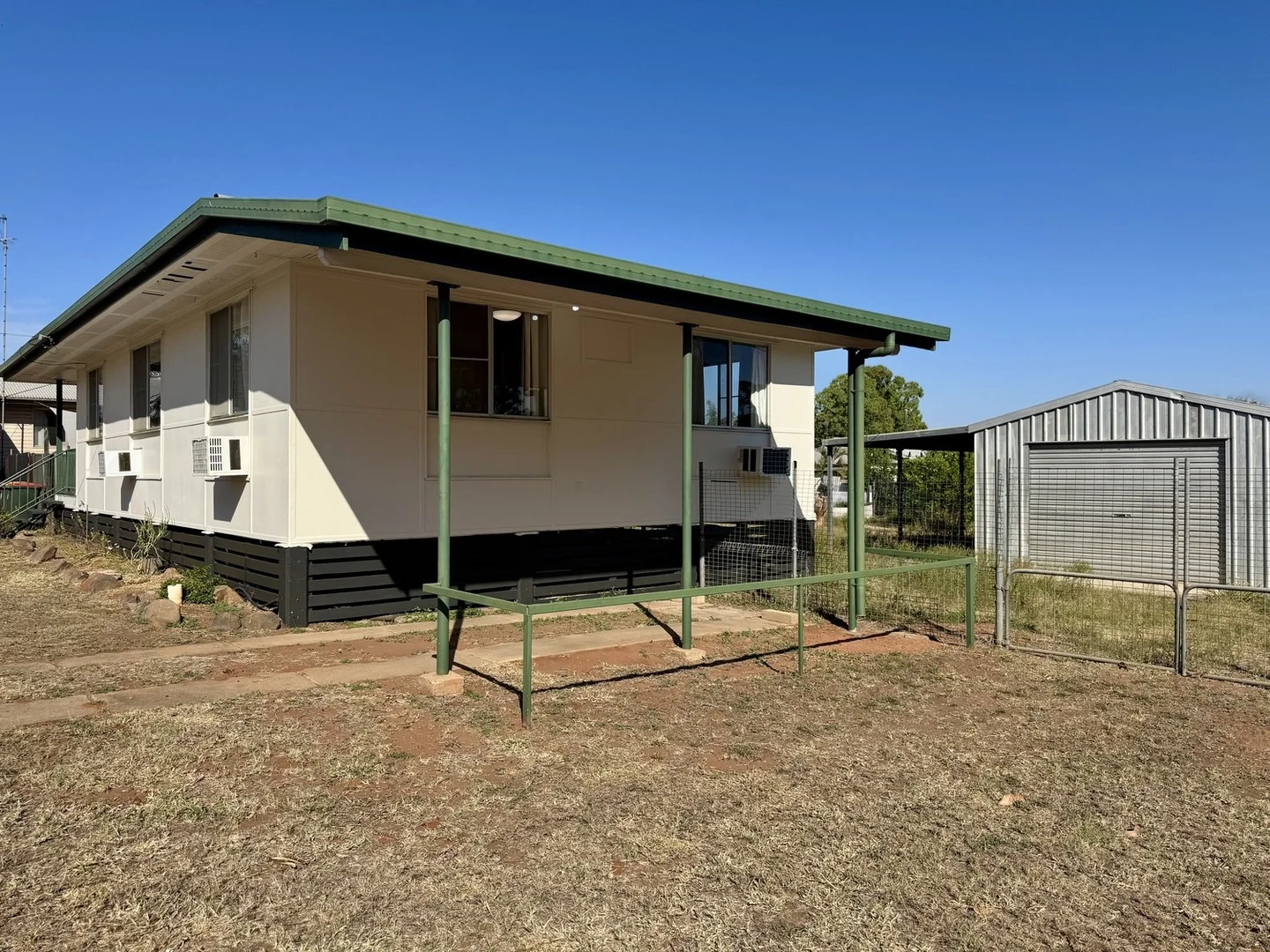 2 CONNOR Drive, Moranbah QLD 4744