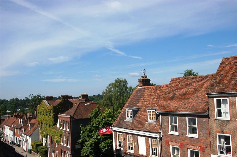 Holywell Hill, St. Albans, Hertfordshire, AL1