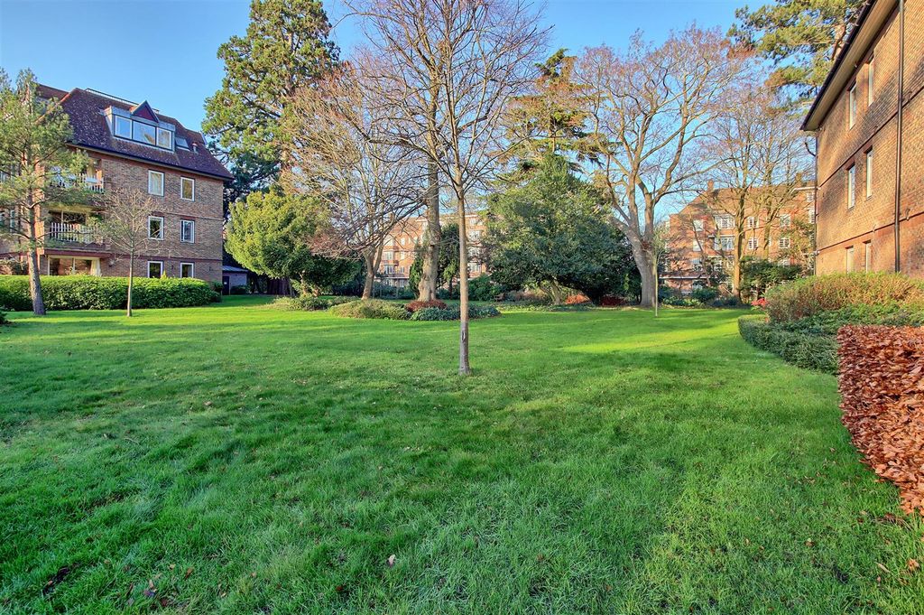 Additional image 14 of 3 bed flat to rentRedwood Lodge, Grange Road, Cambridge CB3