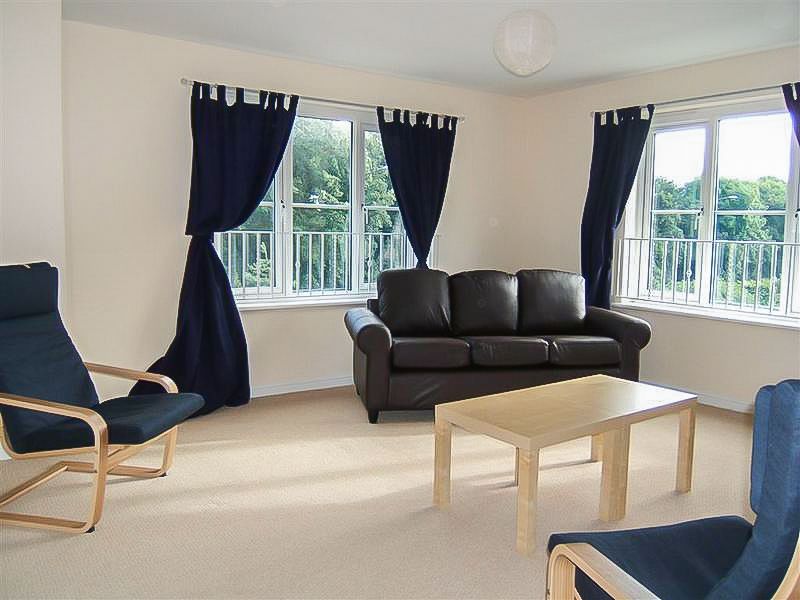 Additional image 3 of 2 bed flat to rentQueens Crescent, Eliburn, Livingston EH54