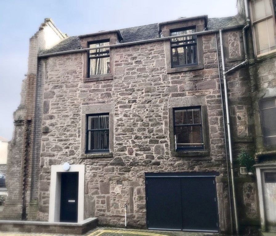 Additional image 10 of 2 bed semi-detached house to rentAlbert Square, Meadowside, Dundee DD1