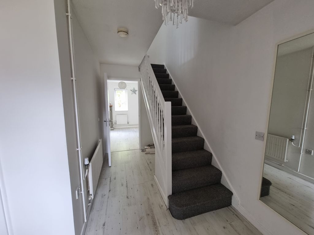 Additional image 5 of 3 bed property to rentMaesydderwen, Llanelli SA14