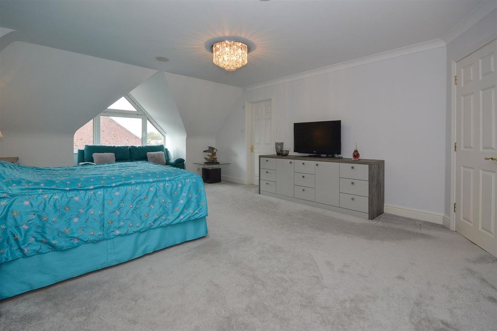 Additional image 10 of 3 bed flat to rentThe Eights Marina, Mariners Way, Cambridge CB4