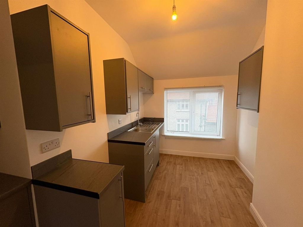 Additional image 4 of 1 bed flat to rentRhos Road, Rhos On Sea, Colwyn Bay LL28