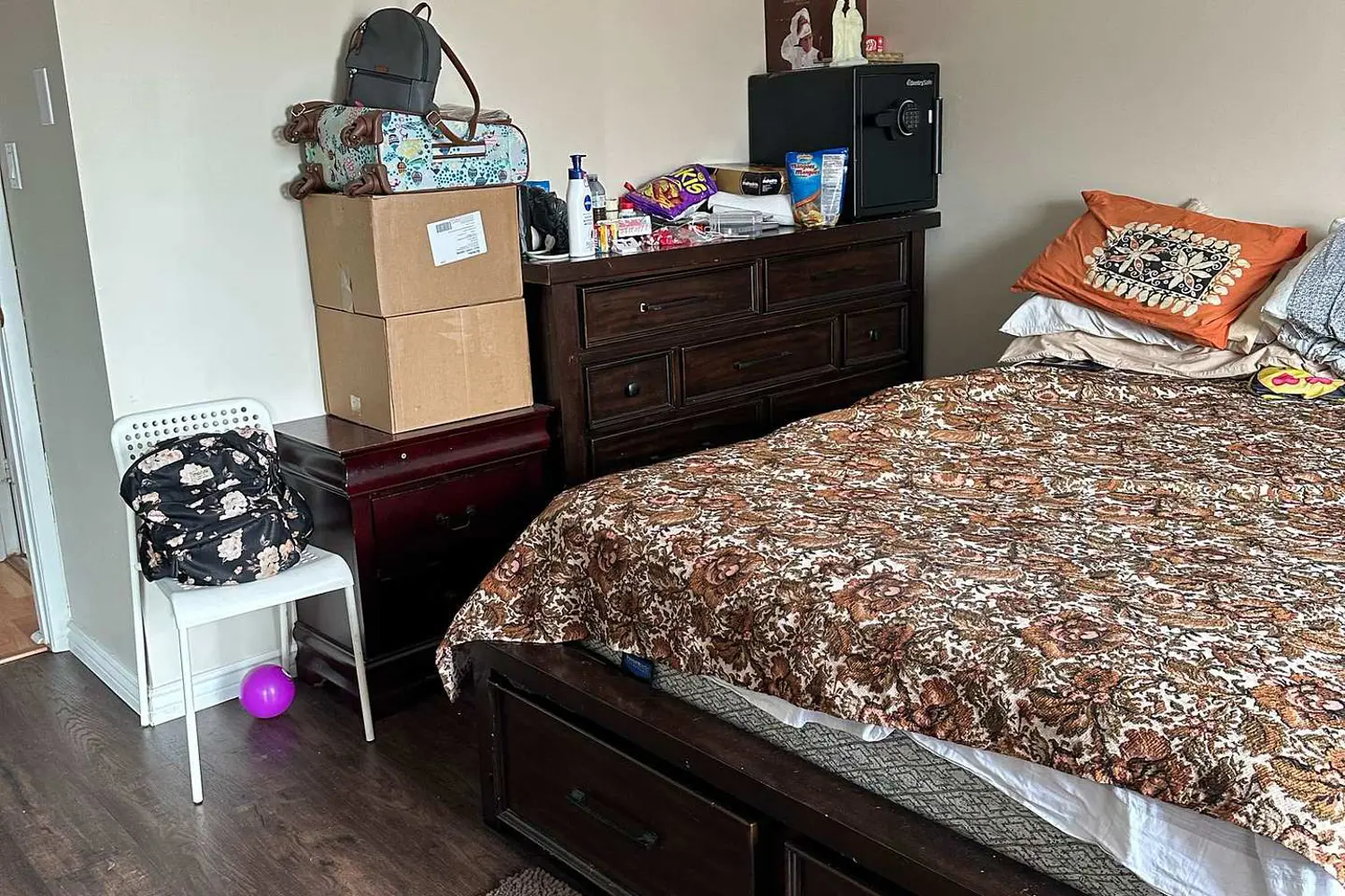 Additional image 9 of 3409 St Clair Avenue 1