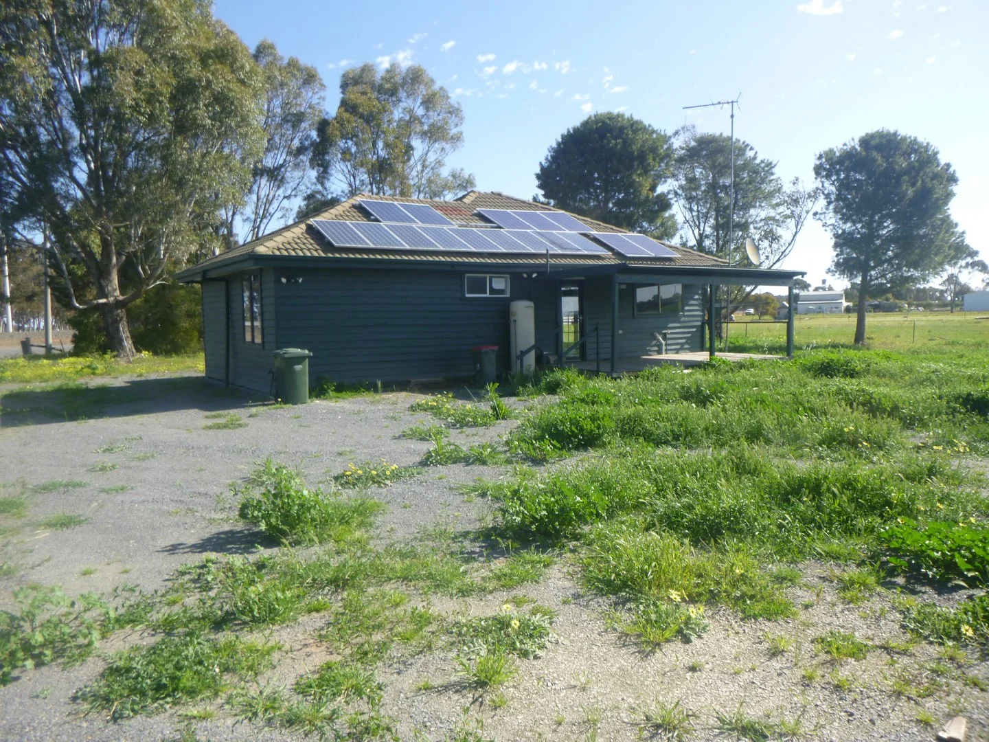 1 Gunyah Flat Road, Charlton VIC 3525