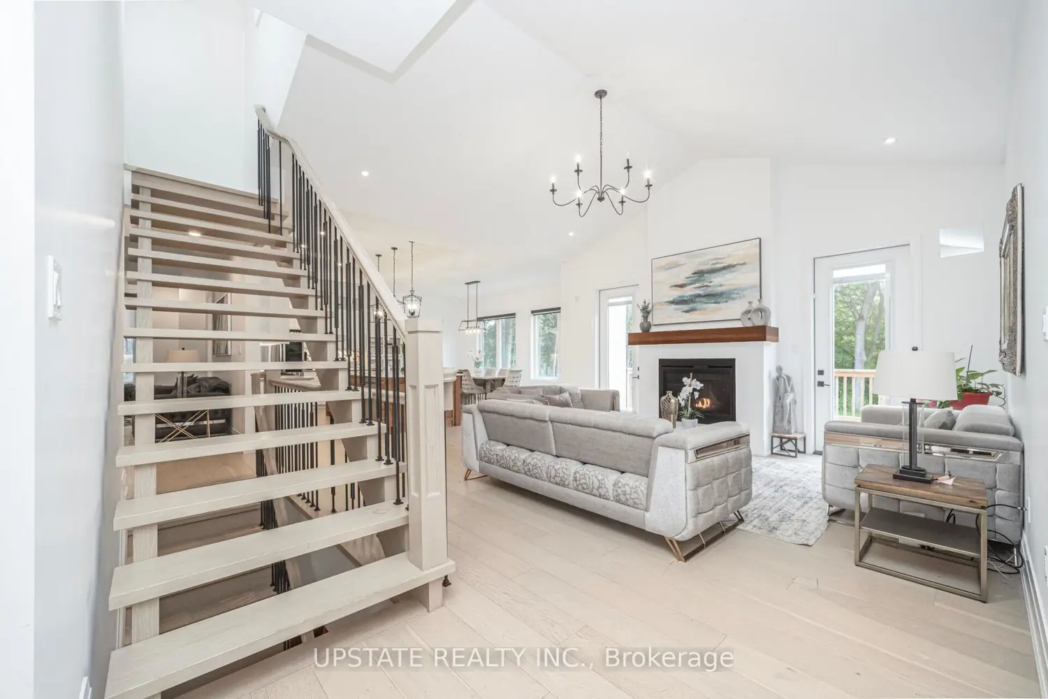 Additional image 4 of 656 Bush Street