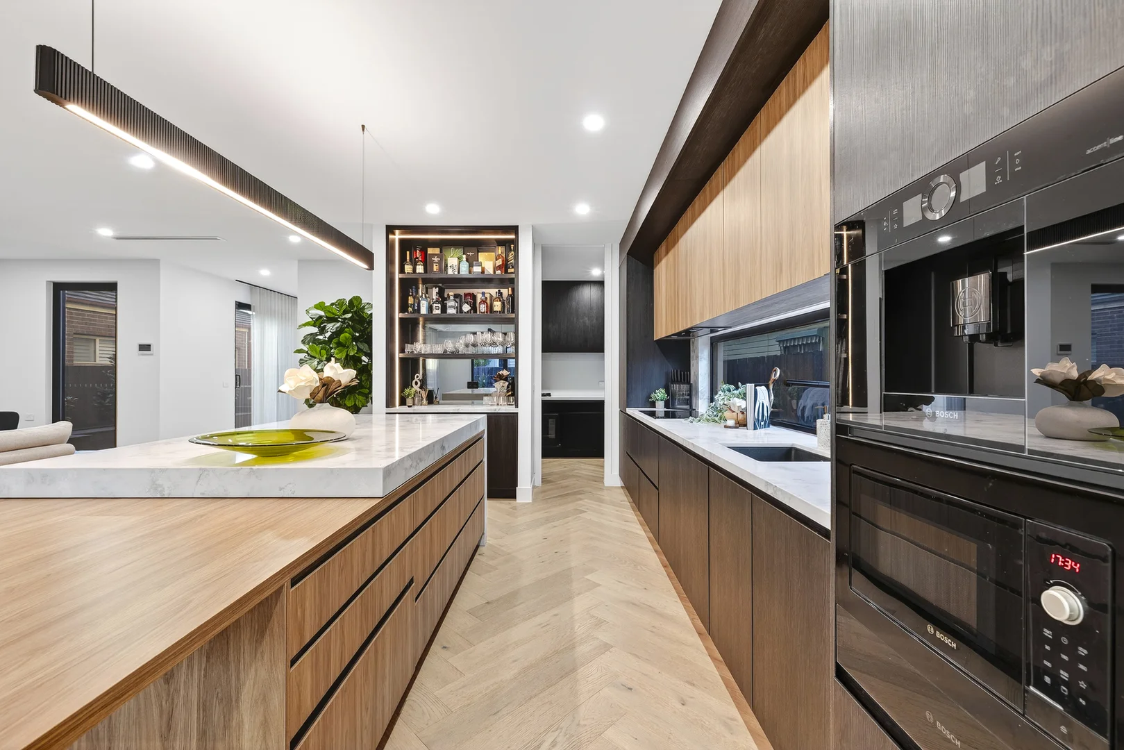 Additional image 5 of 52 Haughton Road, Oakleigh VIC 3166