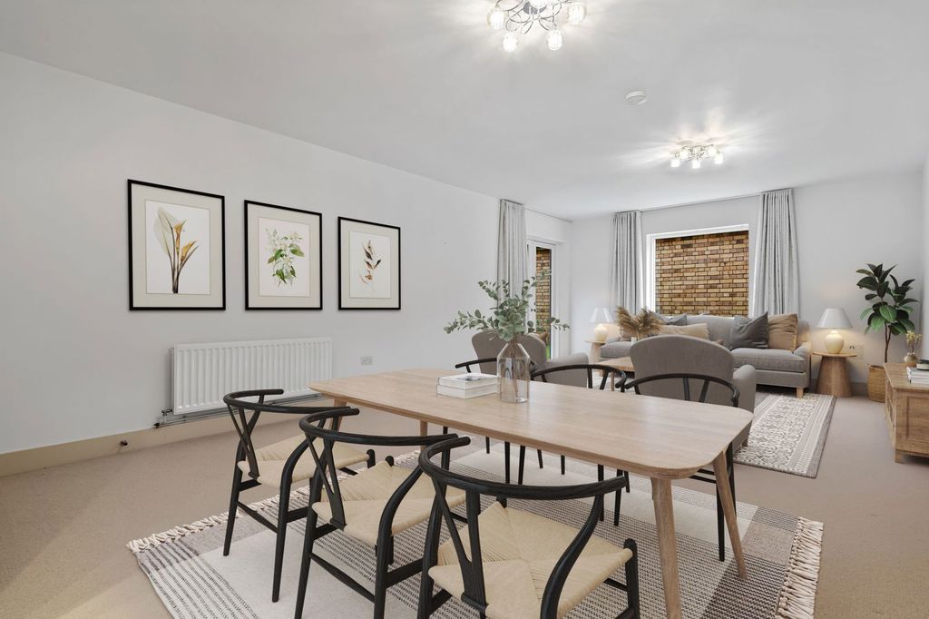 Additional image 3 of 1 bed flat to rentMount Battenhall Retirement Village, Battenhall Avenue, Worcester, Worcestershire WR5
