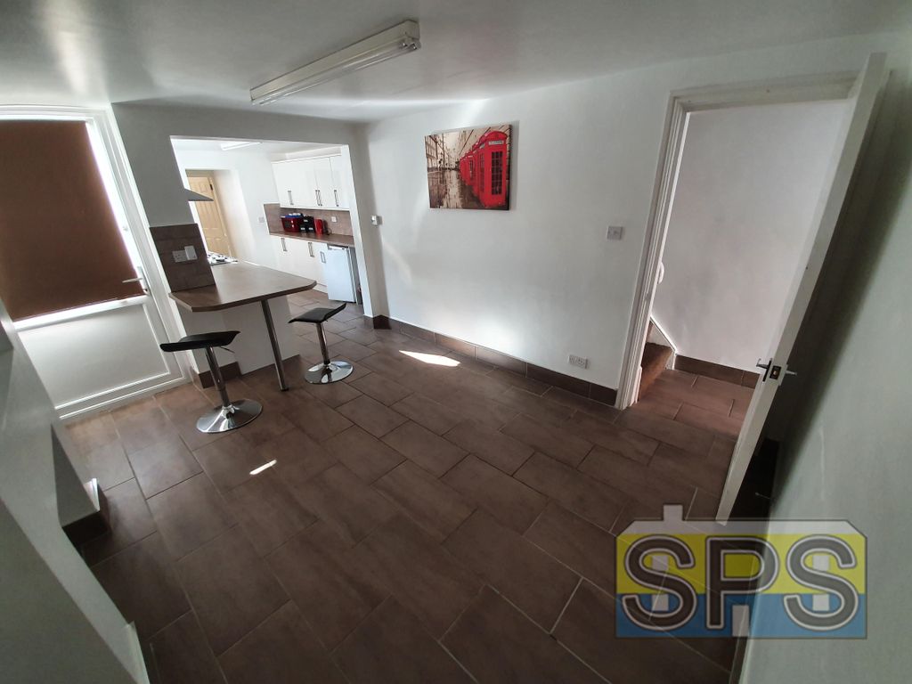 5 bed shared accommodation to rentGuildford Street, Shelton ST4 photo 2