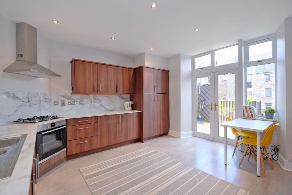 Additional image 4 of 5 bed detached house to rentHolburn Street, City Centre, Aberdeen AB10