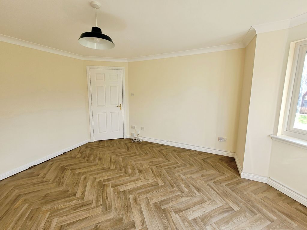 Additional image 3 of 2 bed flat to rentOwen Stone Street, Bathgate EH48