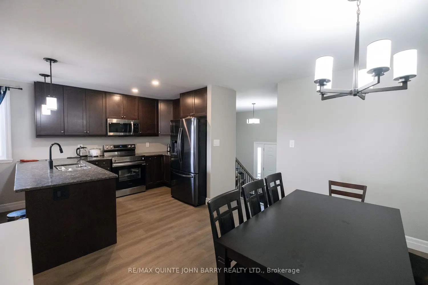 Additional image 5 of 43 Cedar Park Crescent