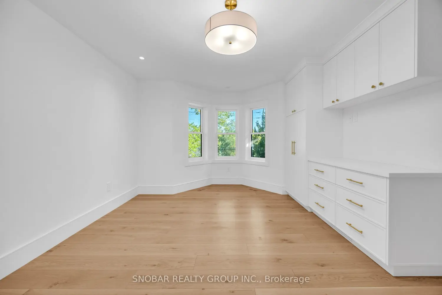 Additional image 11 of 1160 Clarkson Road