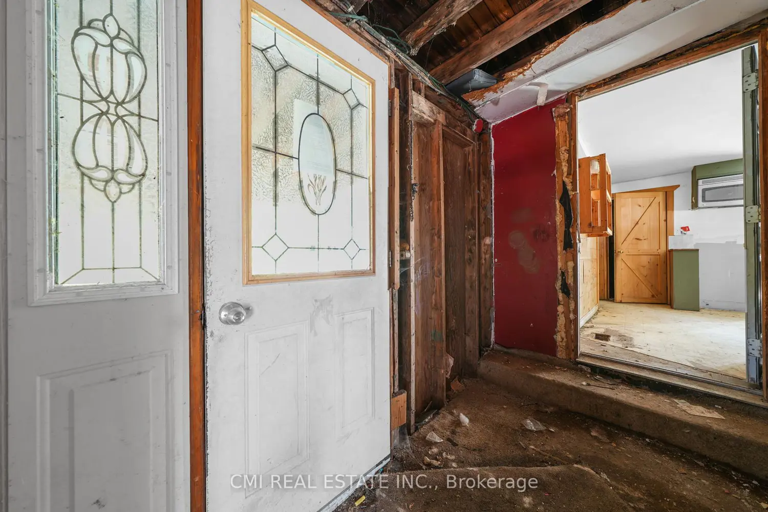 Additional image 5 of 1093 South Lake Road