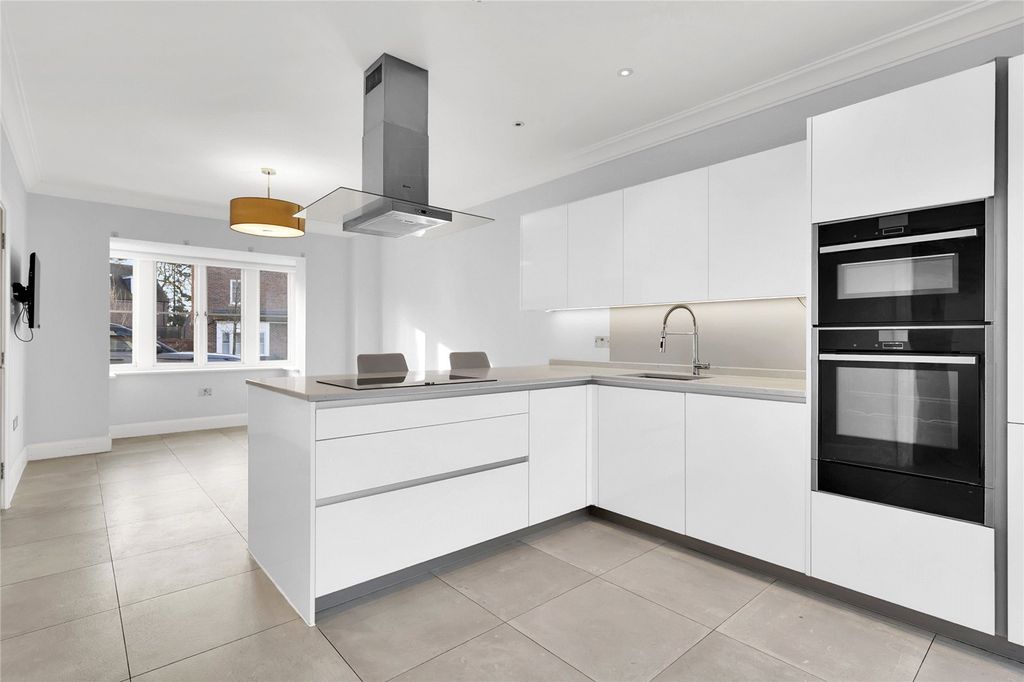 Additional image 2 of 5 bed detached house to rentOval Place, Nether Alderley, Cheshire SK10
