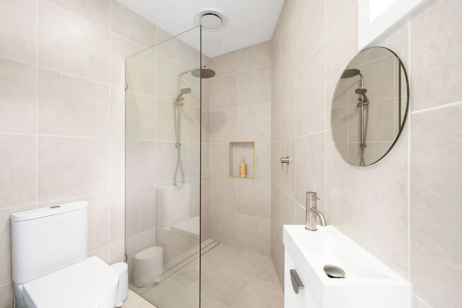 Additional image 5 of 64 Mountbatten Avenue, Bright VIC 3741