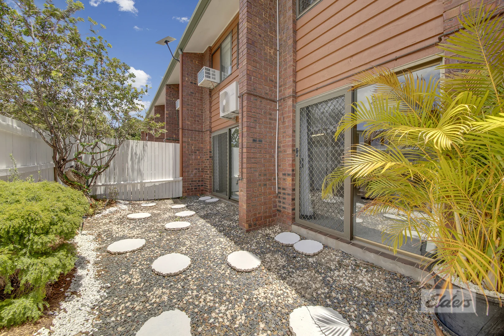 Additional image 11 of 2/15 Roberts Street, South Gladstone QLD 4680