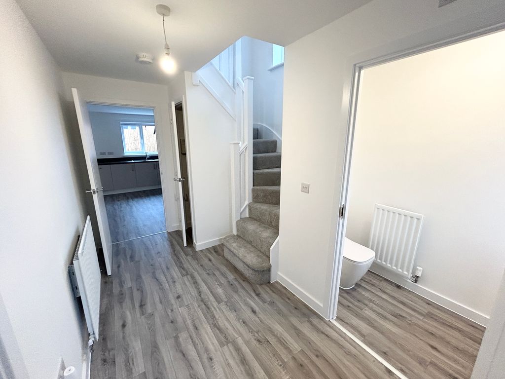 Additional image 3 of 4 bed detached house to rentJohn Barrow Close, Priorslee, Telford TF2